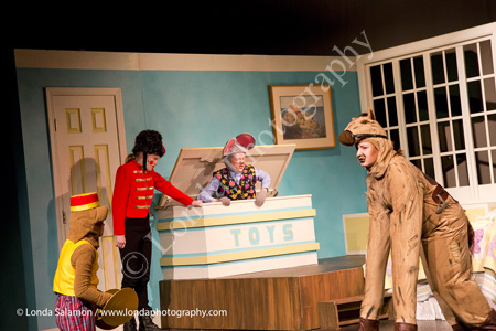 066_100143_3695